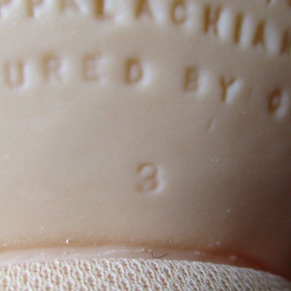 Vtg CPK Baby Doll With Green Eyes Blonde Tuft Bean Bag Butt Outfit 12" - Picture 7 of 9